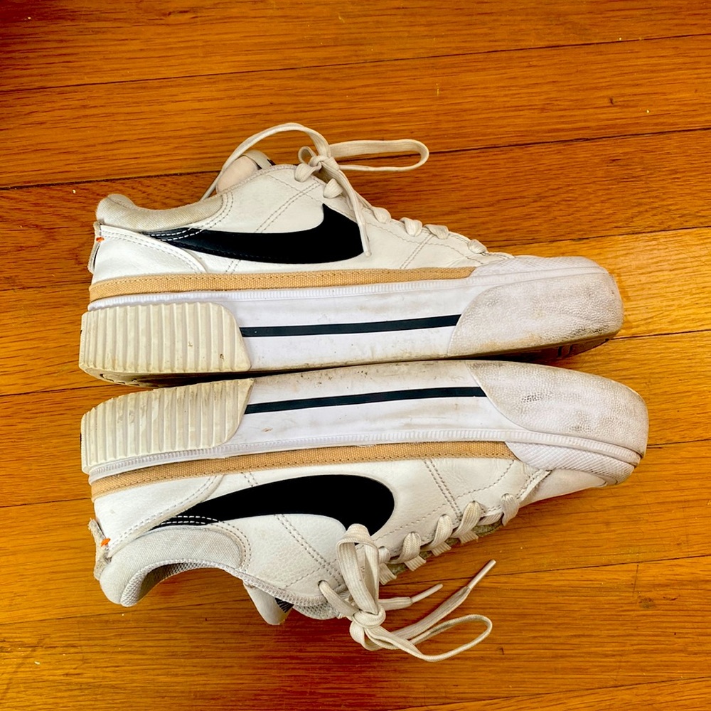 Nike Shoes - size 7